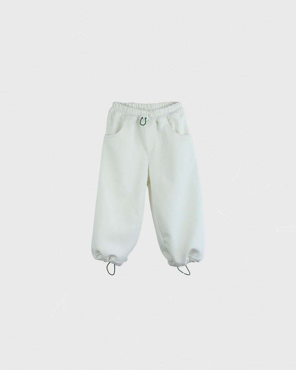 Set | Sweatshirt mit Reißverschlusskragen + Hose Weiß
