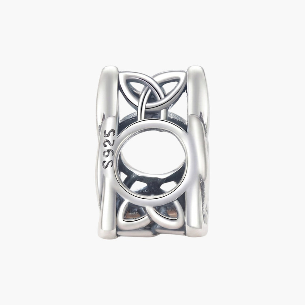 Charm Nó Celta em Prata de Lei 925
