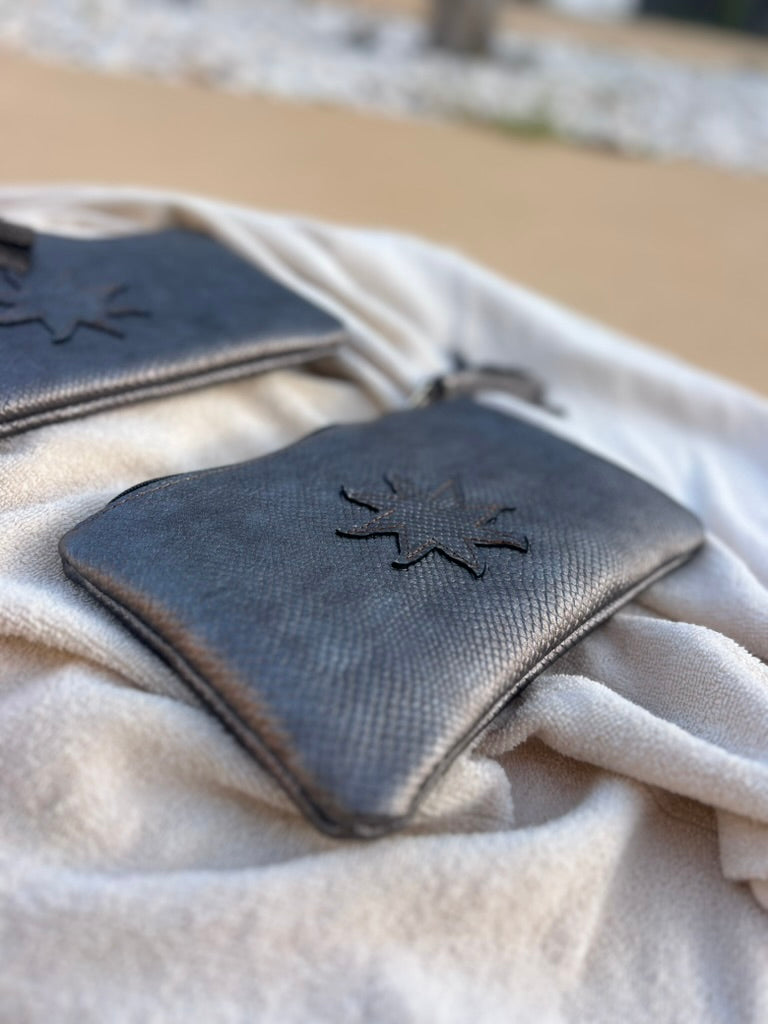 CHIC Clutch
