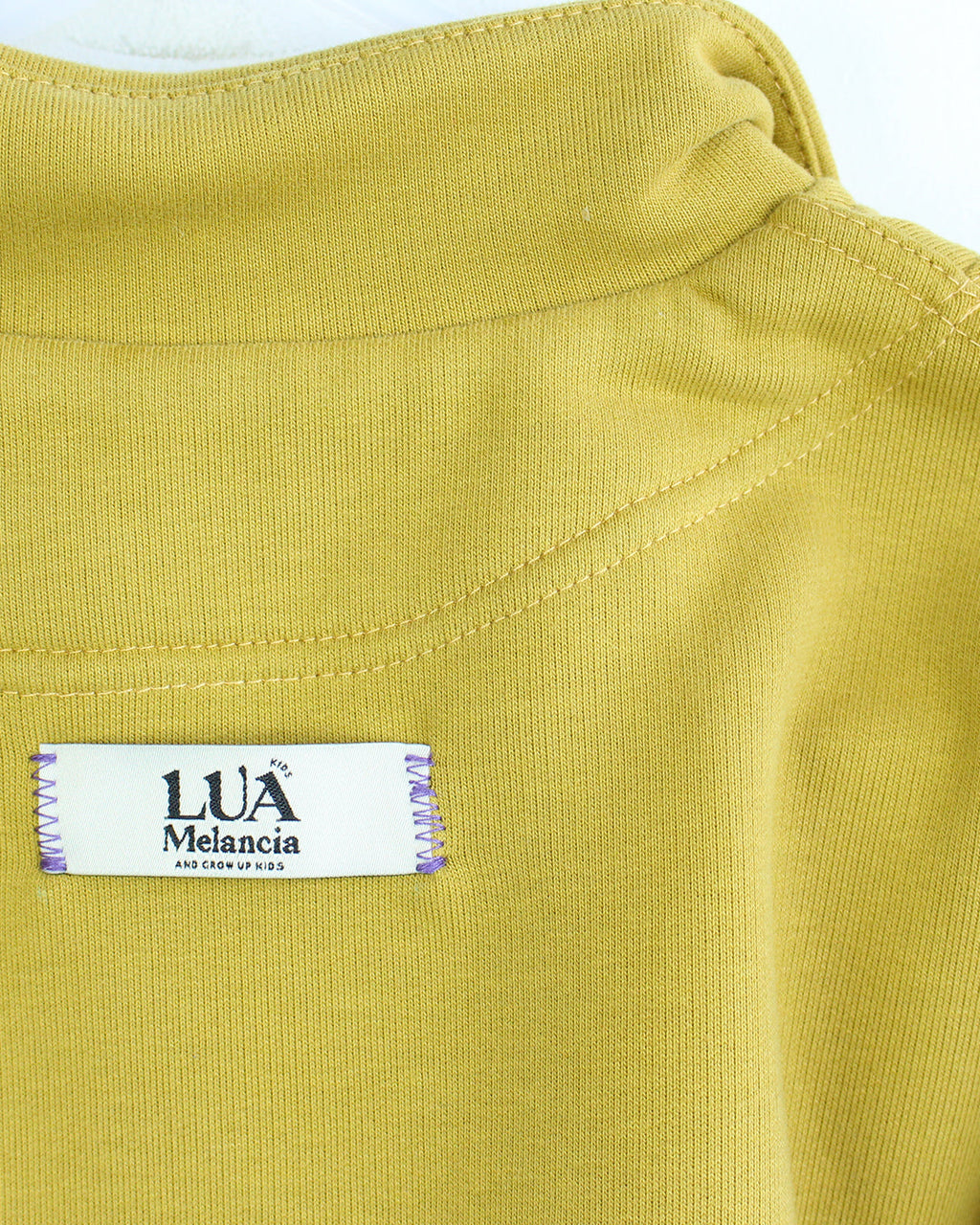 Set | Sweatshirt Pistazie mit Reverskragen + Hose