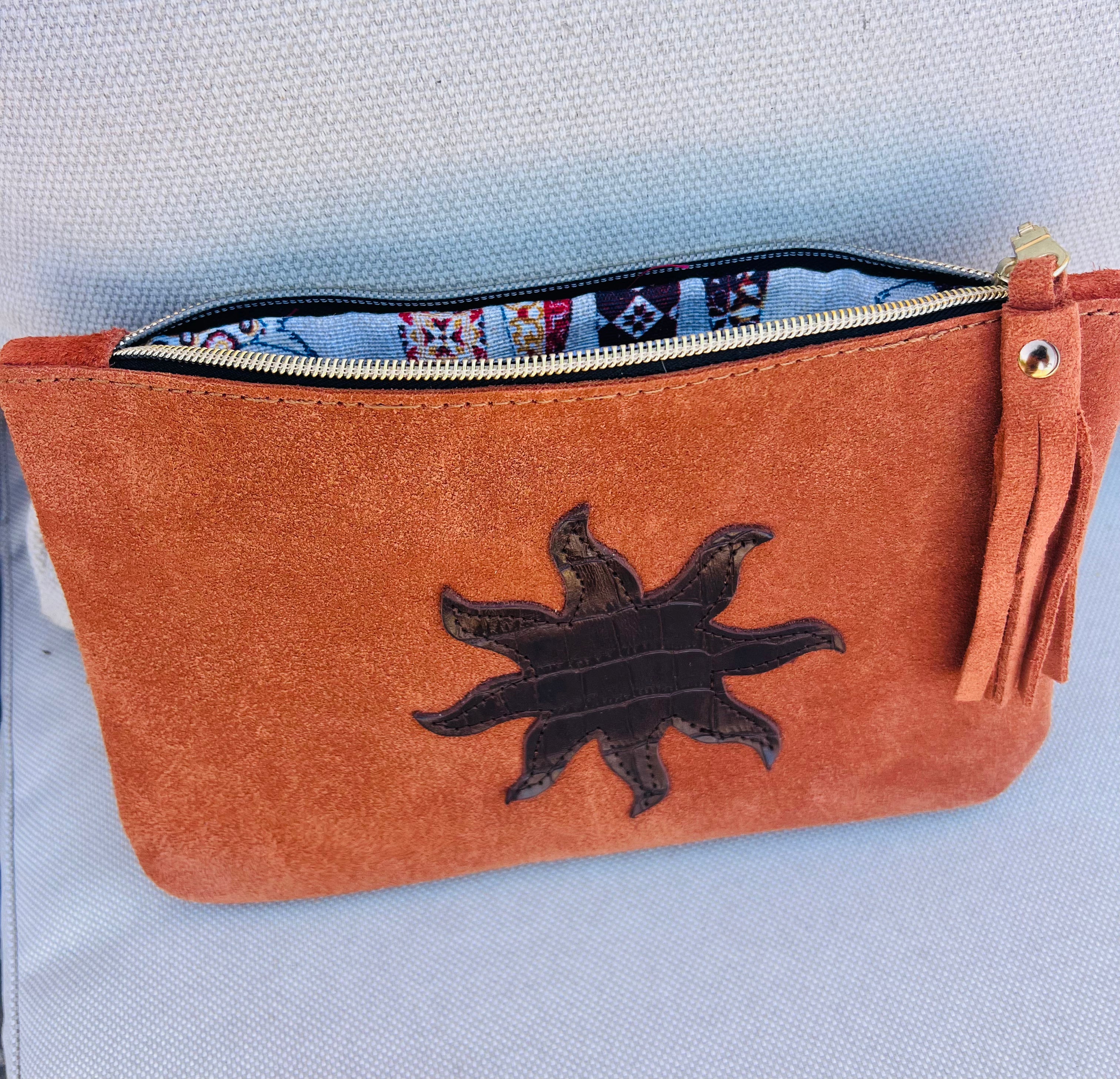Pochette CHIC