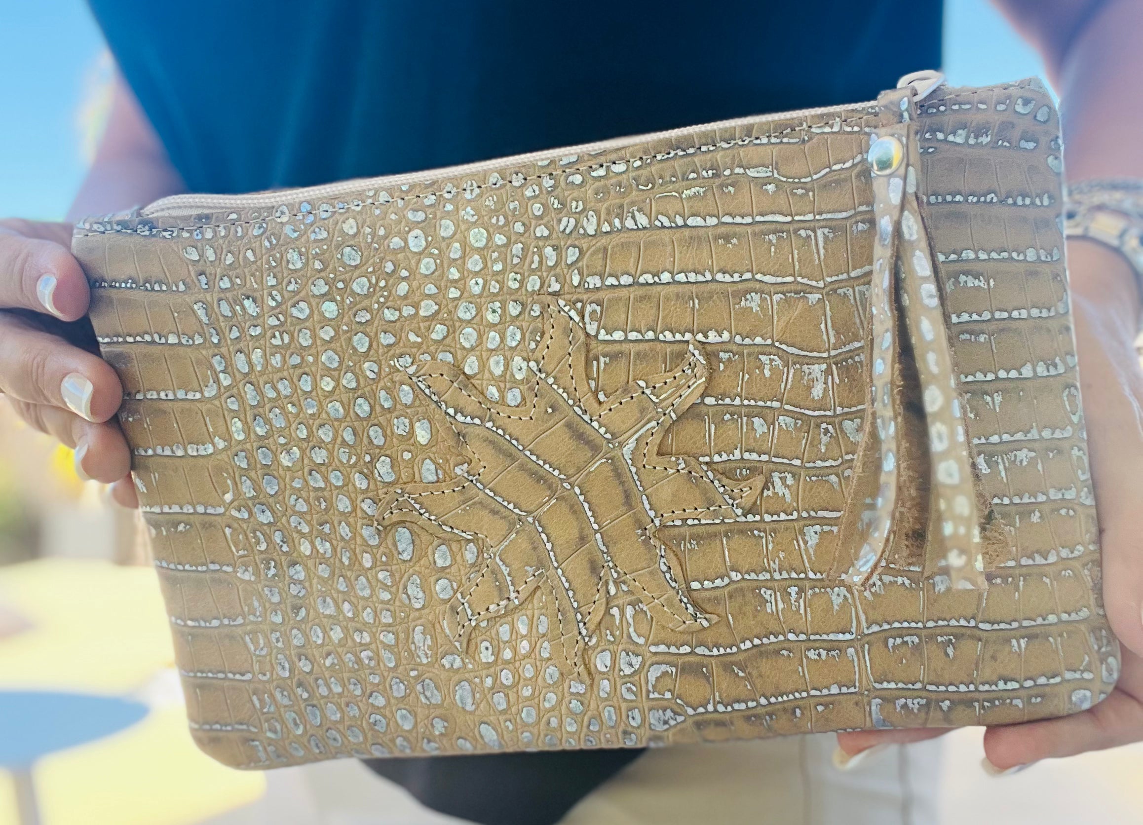 CHIC Clutch
