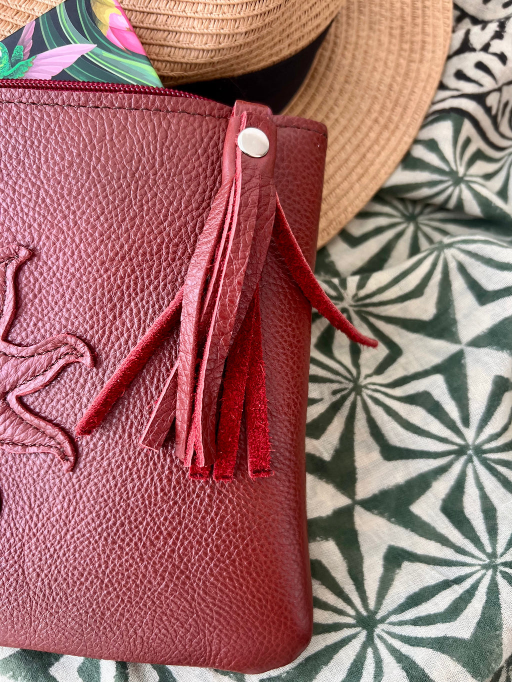CHIC Clutch