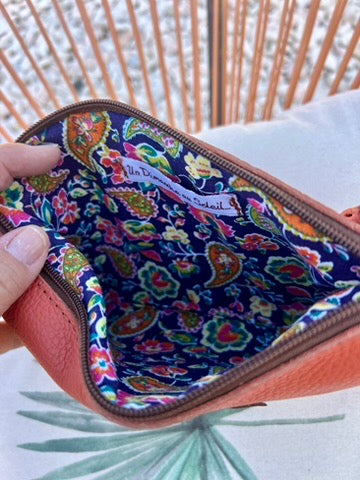 CHIC Clutch