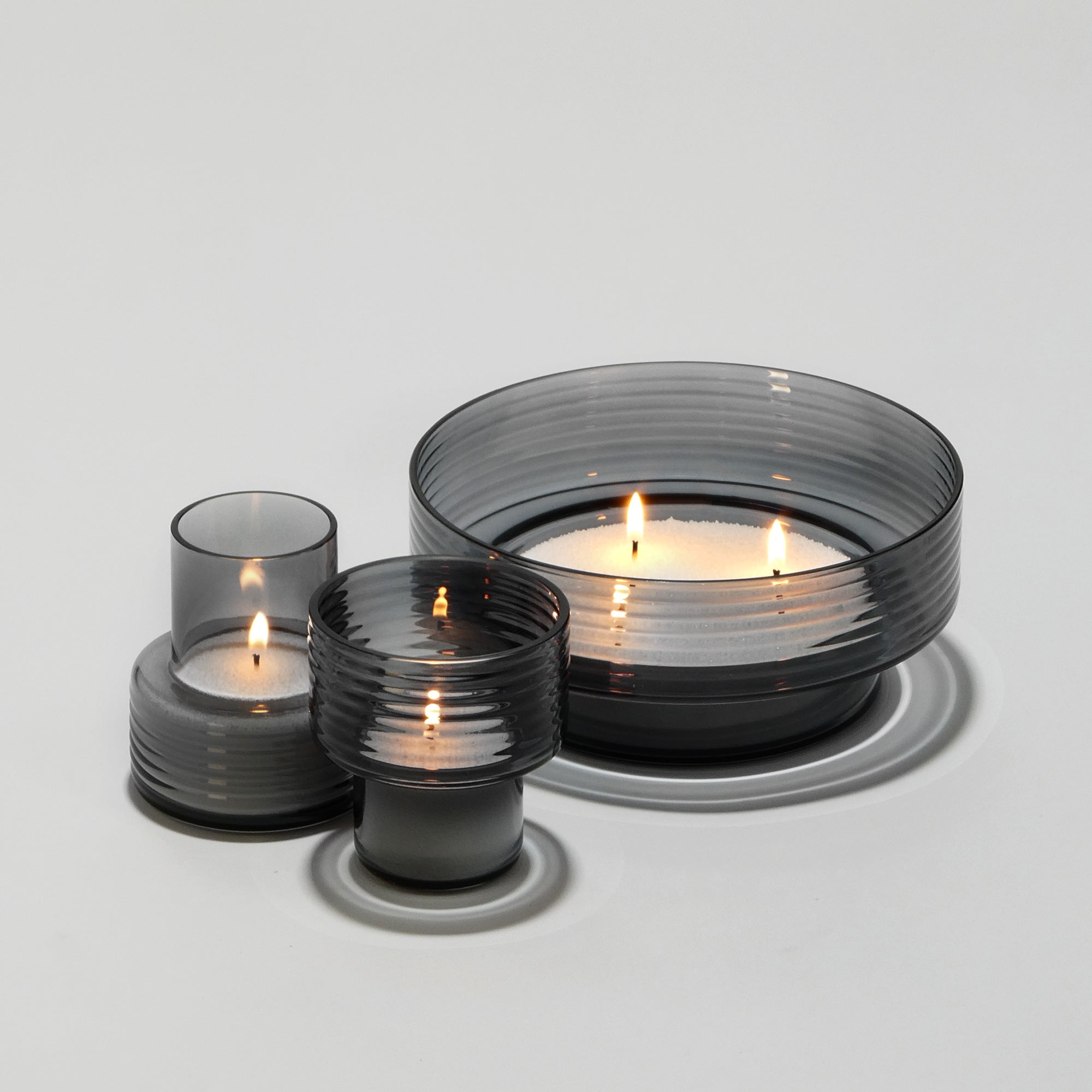 Conjunto de 3 Castiçais em vidro GLOW TOGETHER em Fumado