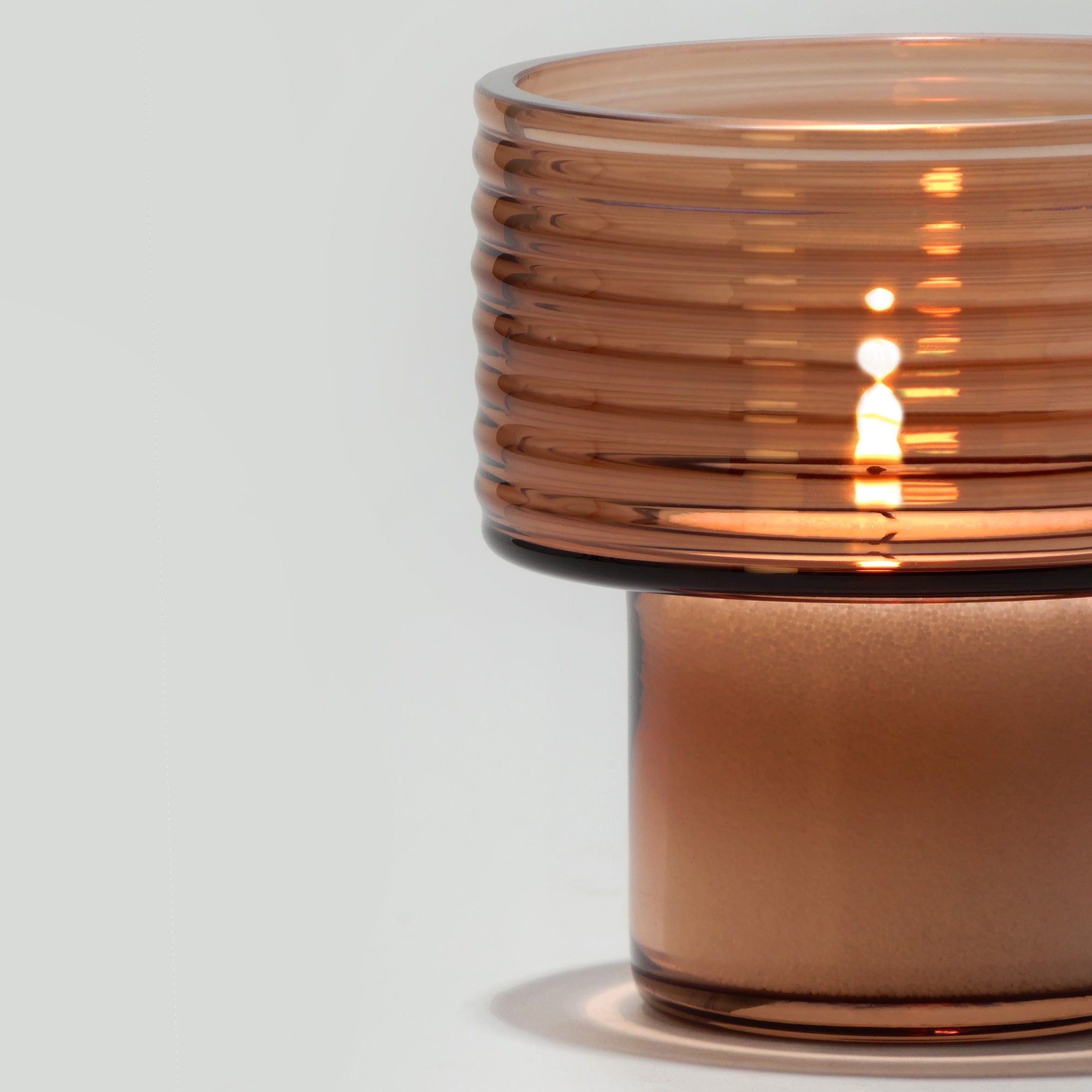 Castiçal em vidro GLOW TOGETHER Pequeno hi em Mocha Mousse