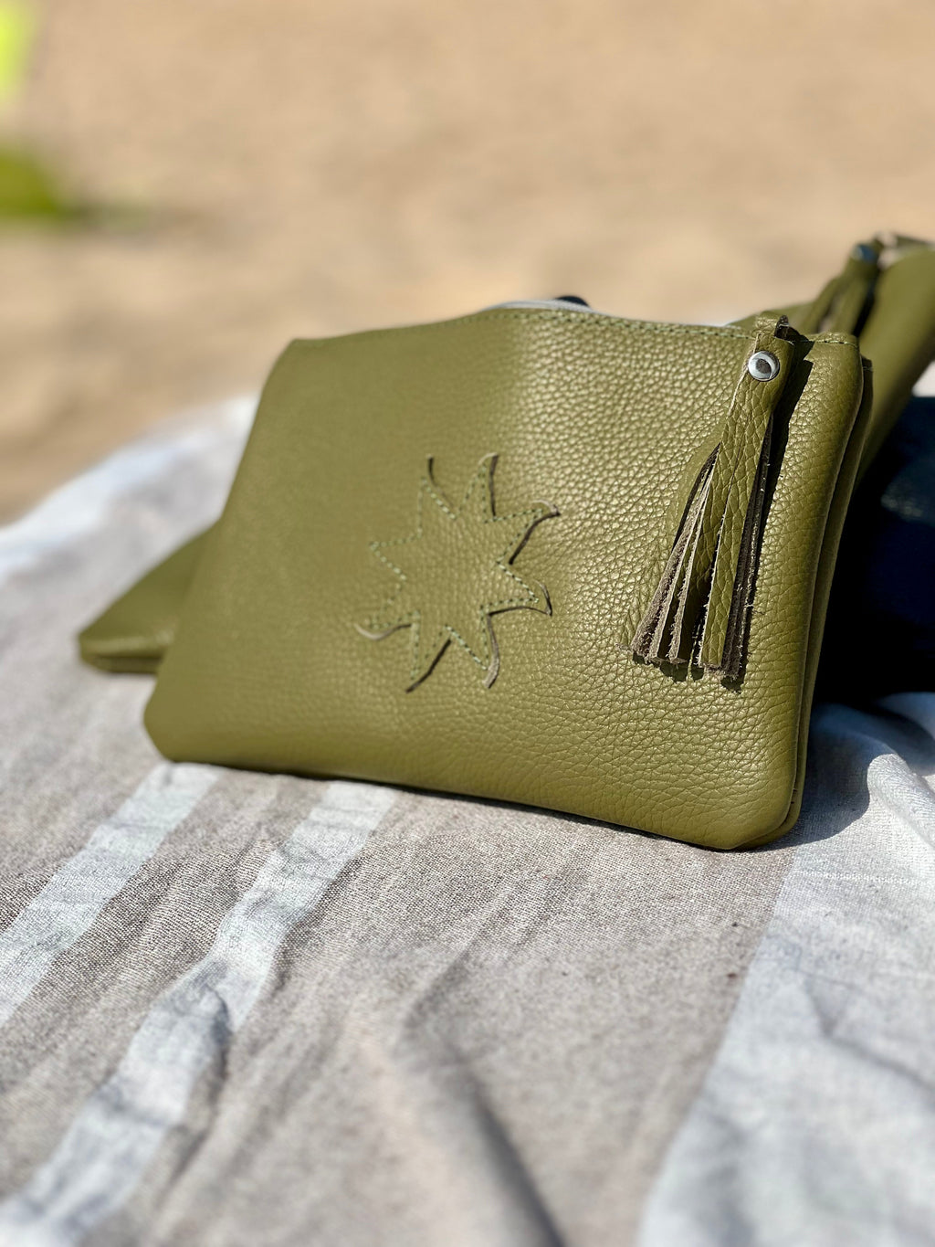 CHIC Clutch