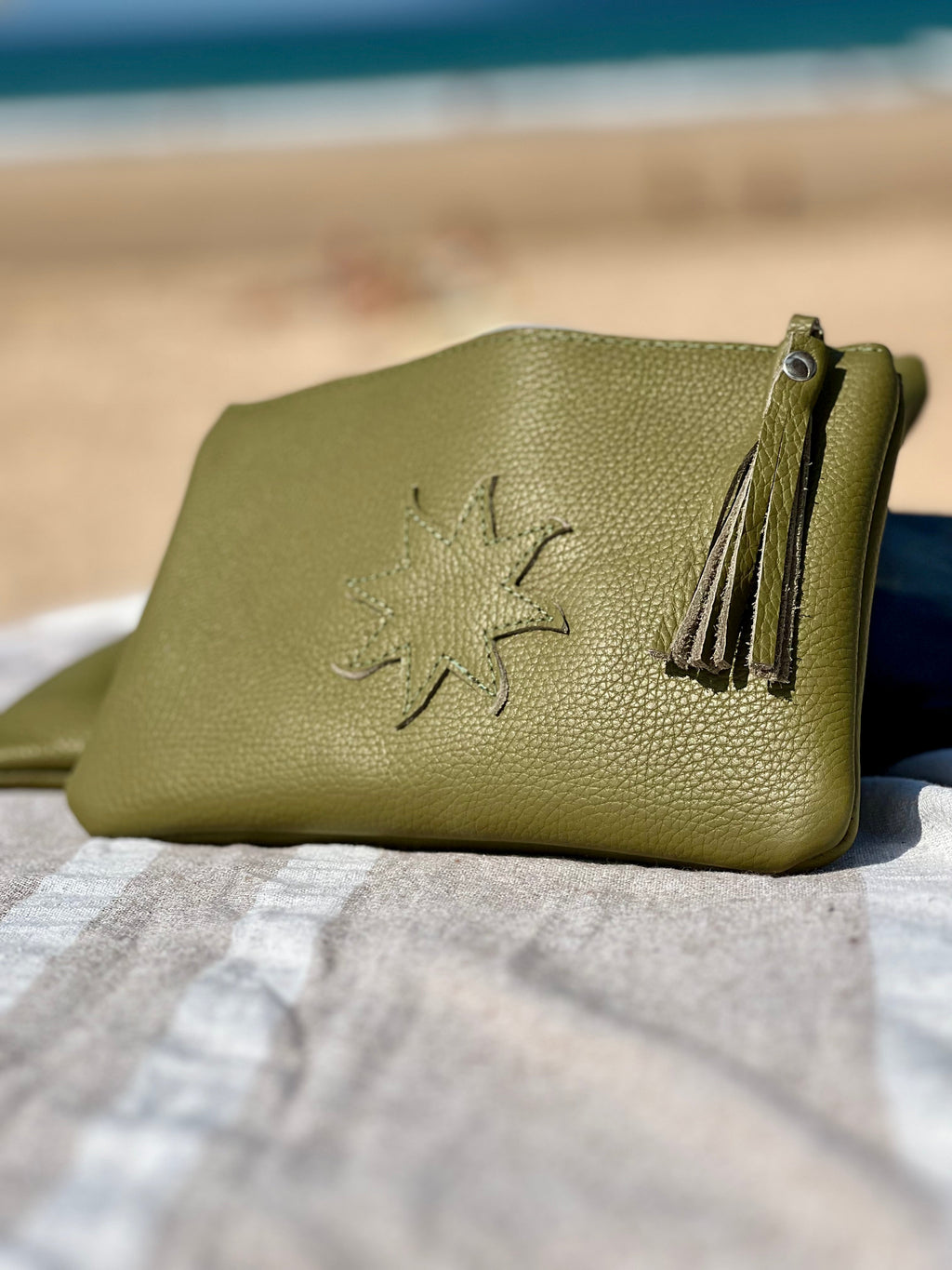 CHIC Clutch