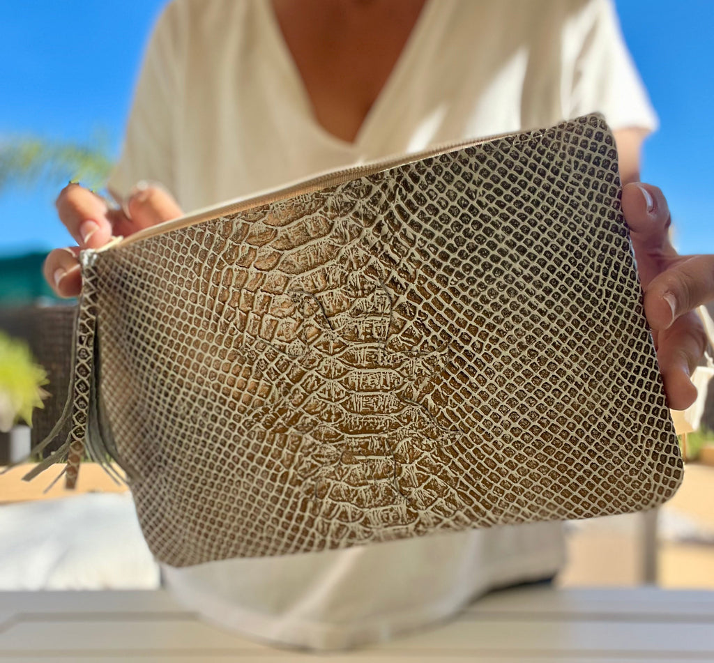 CHIC Clutch