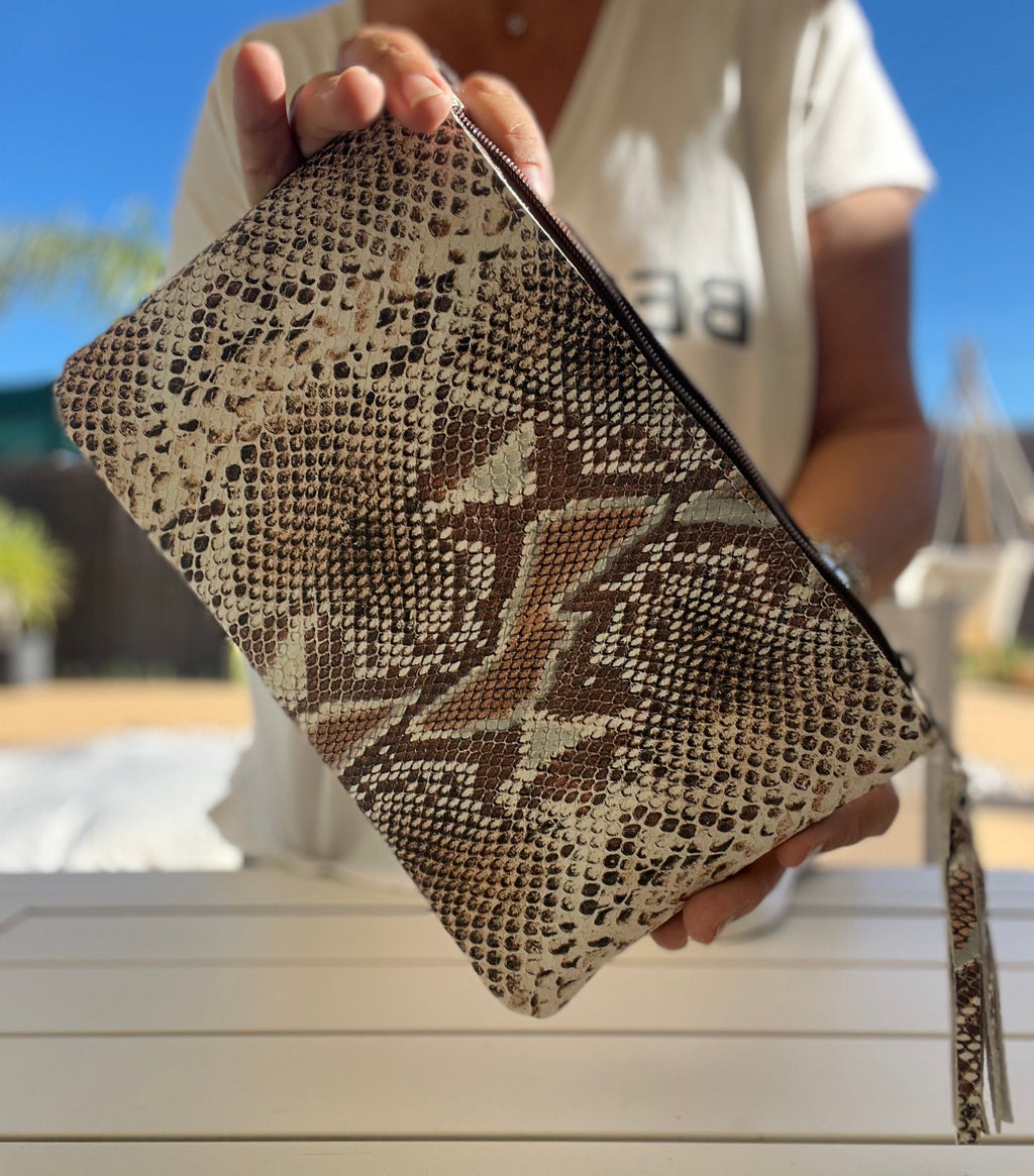 CHIC Clutch