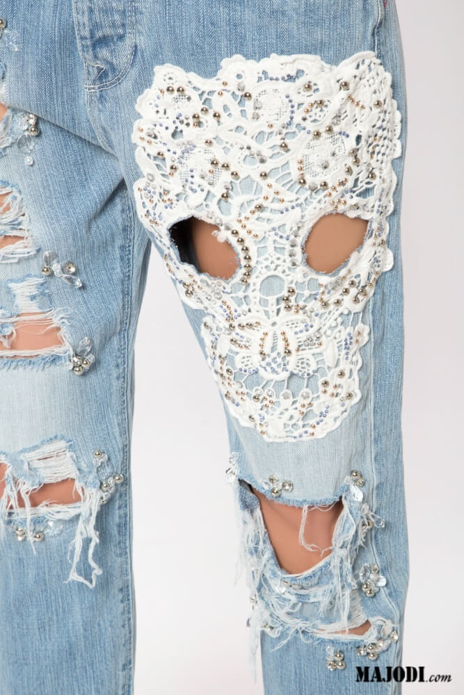 SCHÄDELHOSE MIT SWAROVSKI-KRISTALLEN