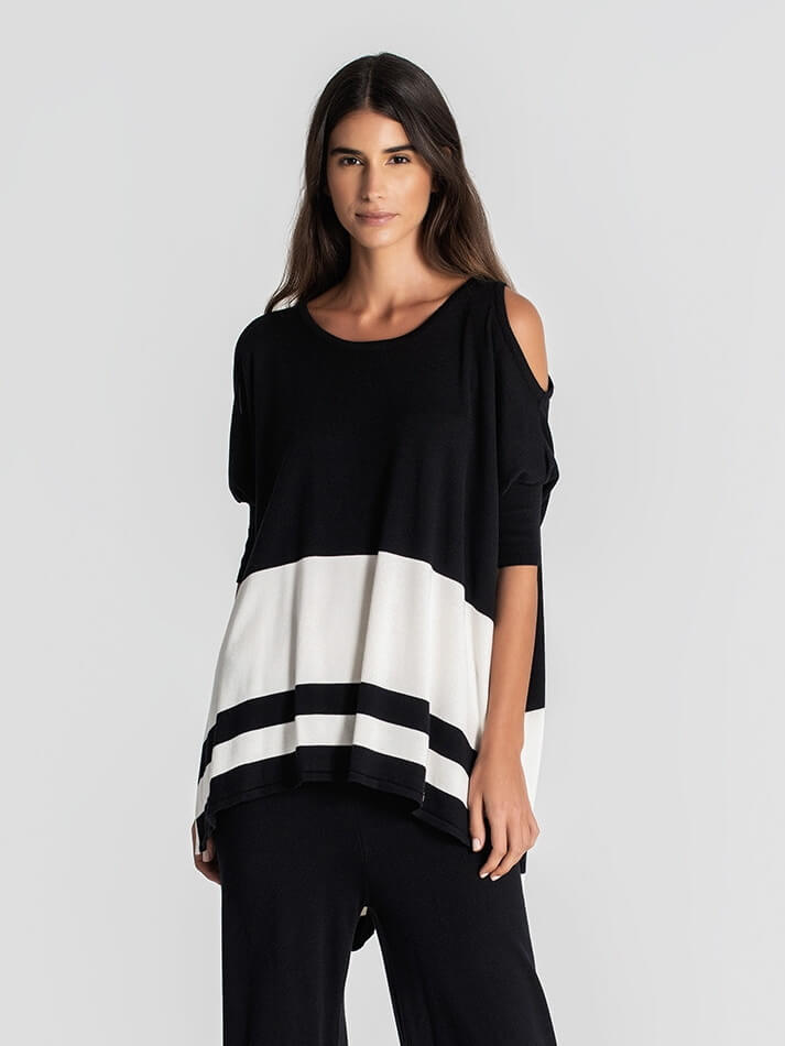GERINGELTES TUNIKAKLEID MIT CUT-OUT-SCHULTERN RUGA 3051