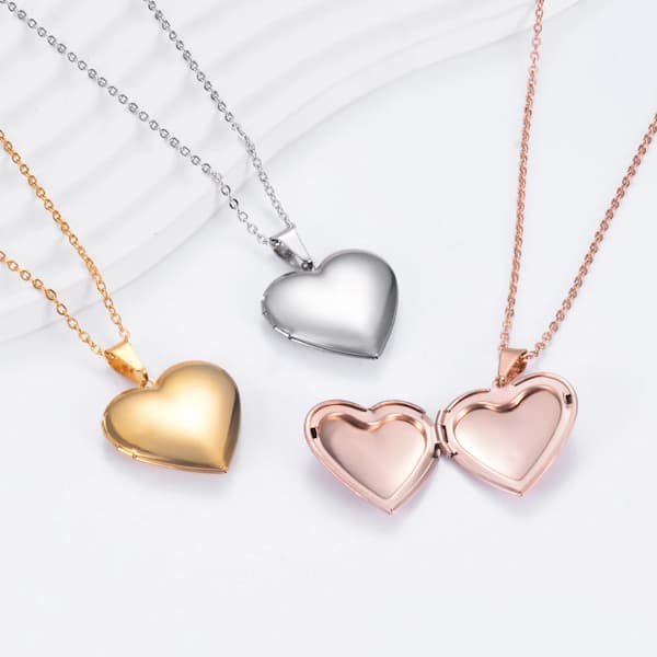 Personalized Pet Memorial Heart Necklace – Custom Engraved Photo Locket for Dog & Cat Lovers