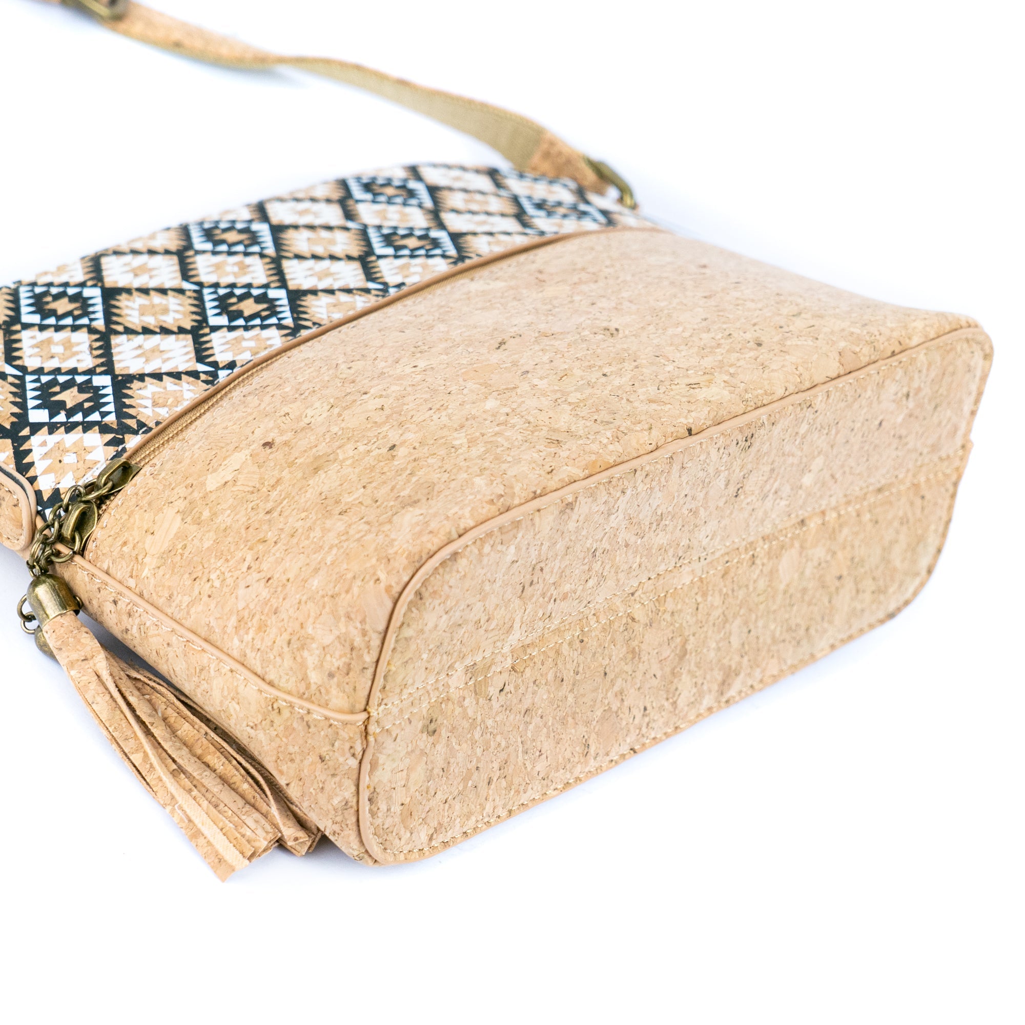 Bolso cruzado de corcho natural para mujer con cremallera y borla BAG-2218