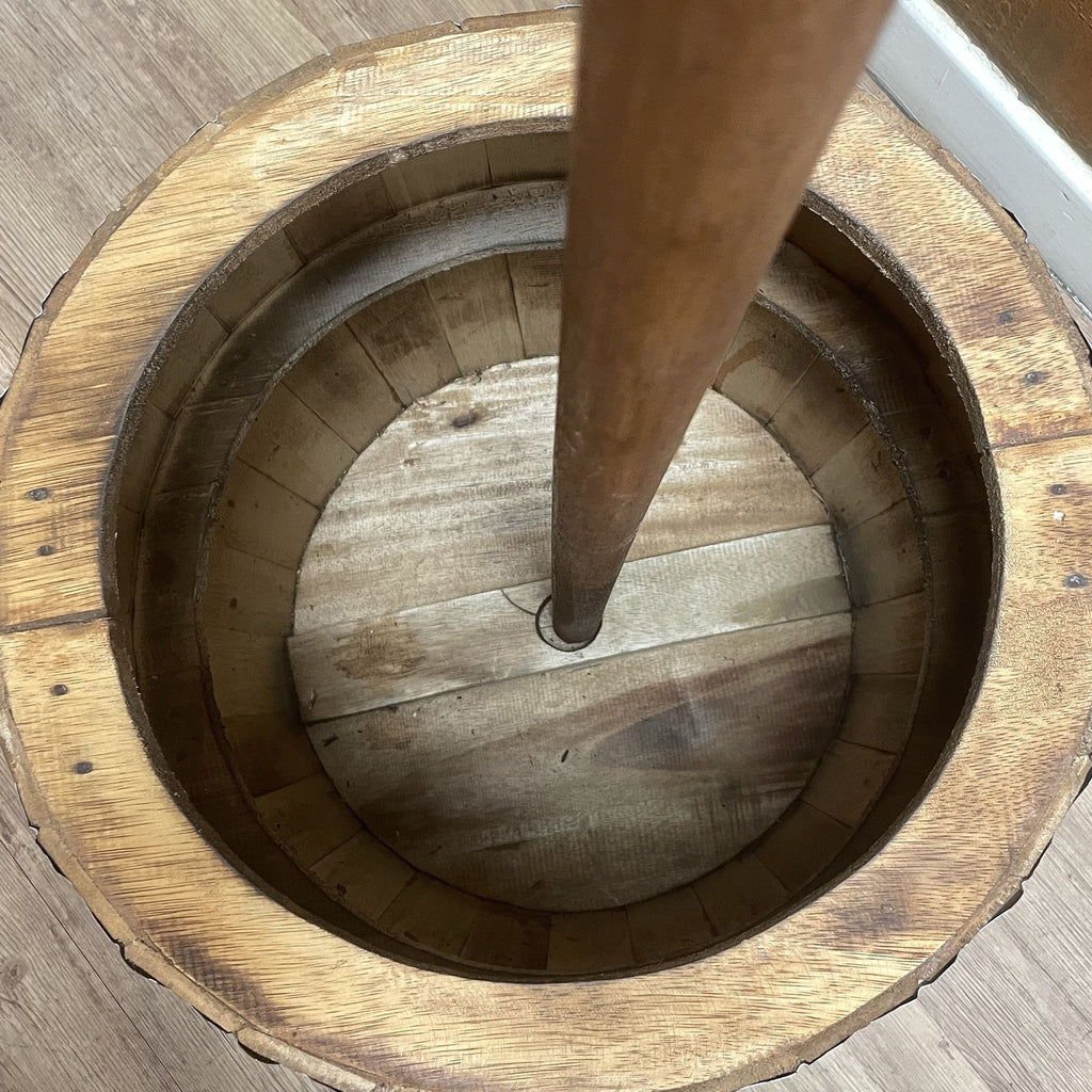Taburete de barril de cerveza y soporte para parasol – Madera natural 38 x 32 cm