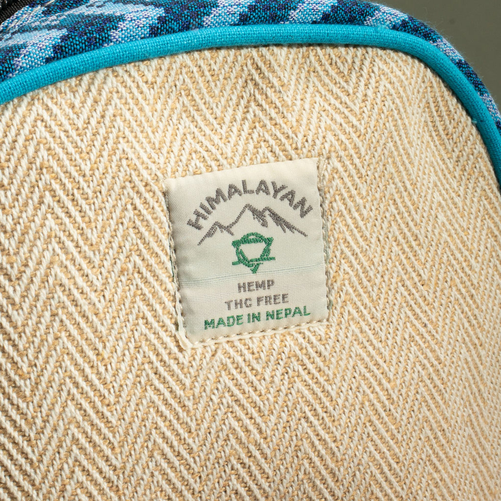Mochila mediana de Katmandú – Diseño de Daca (30x21x9cm)