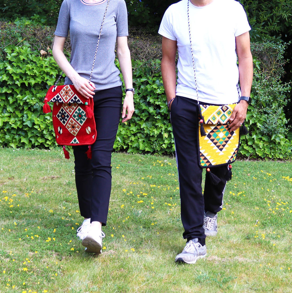 Bolsa Kilim Messenger Festival amarilla