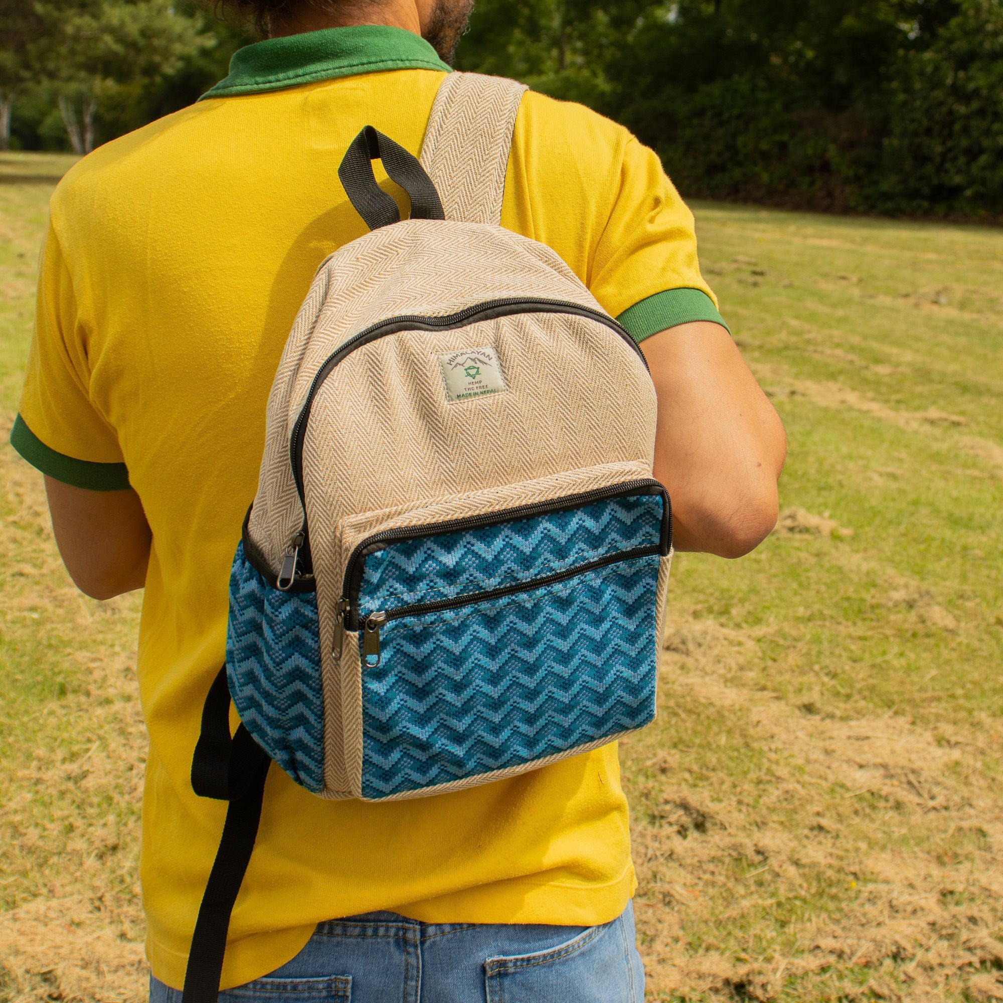Mochila Estándar de Katmandú - Diseño Dhaka (34x27x10cm)