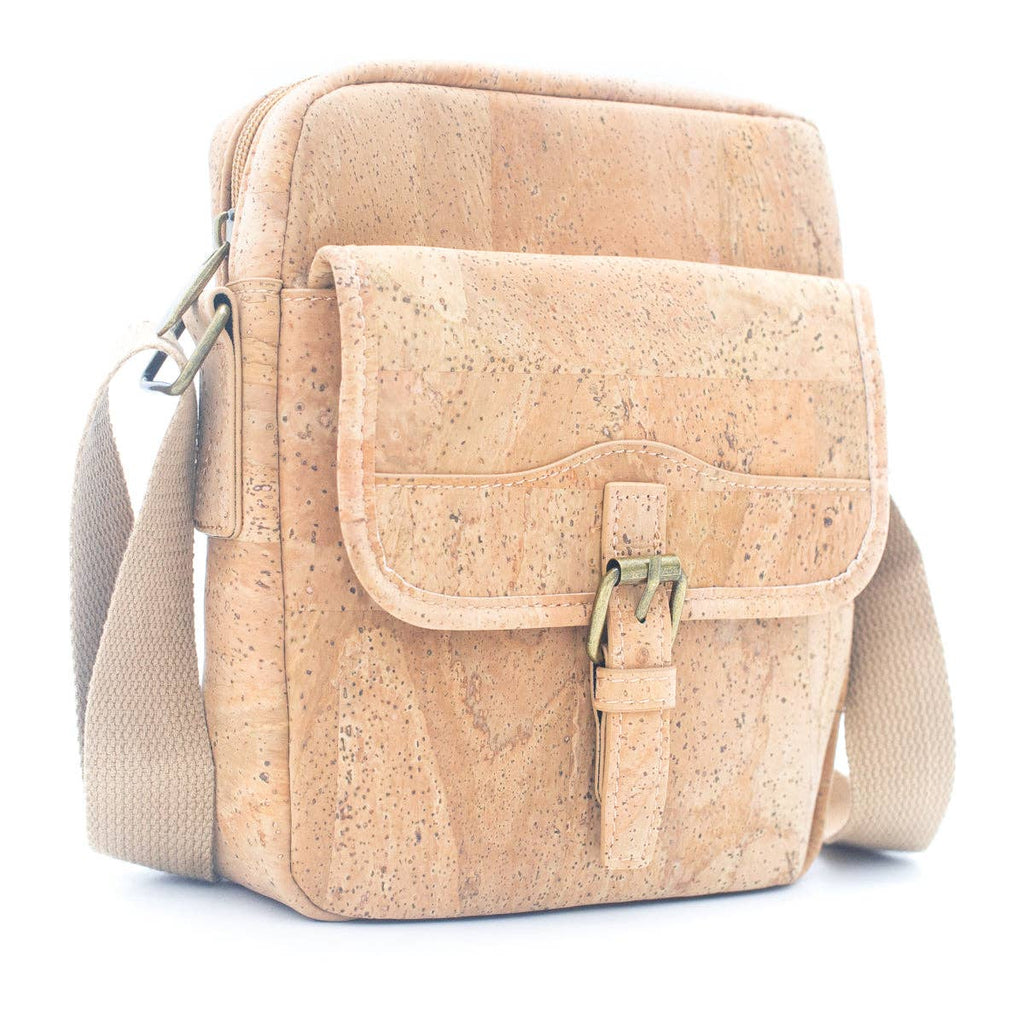 Umhängetasche für Herren aus Naturkork, Magnetverschluss BAG-2272