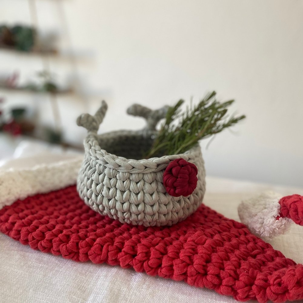 Häkelkorb Rentier Rudolph | Salbeigrün