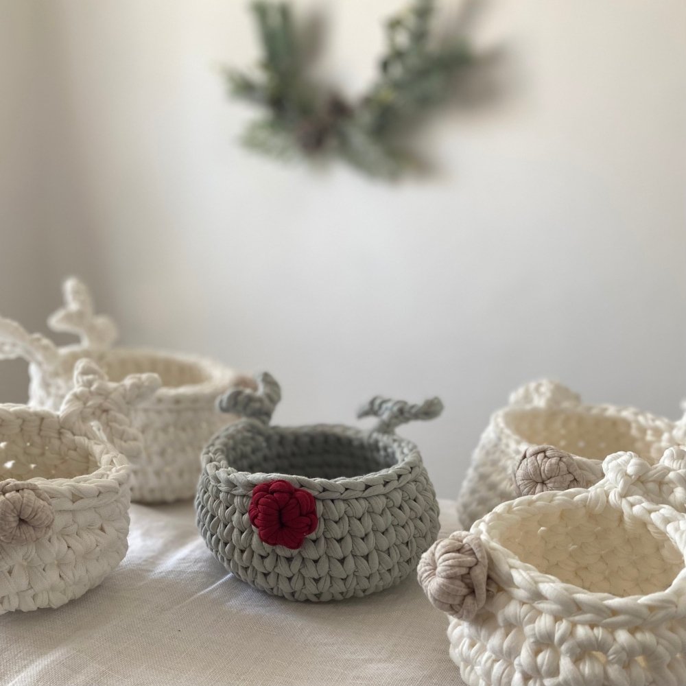 Häkelkorb Rentier Rudolph | Salbeigrün