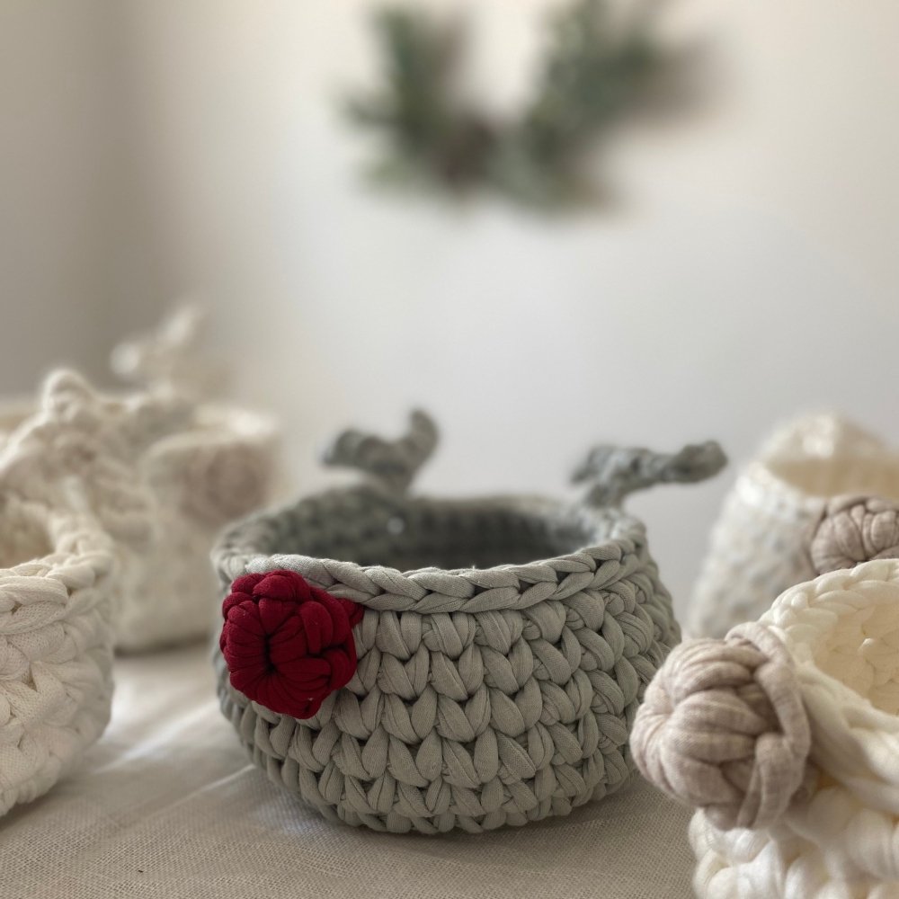 Häkelkorb Rentier Rudolph | Salbeigrün