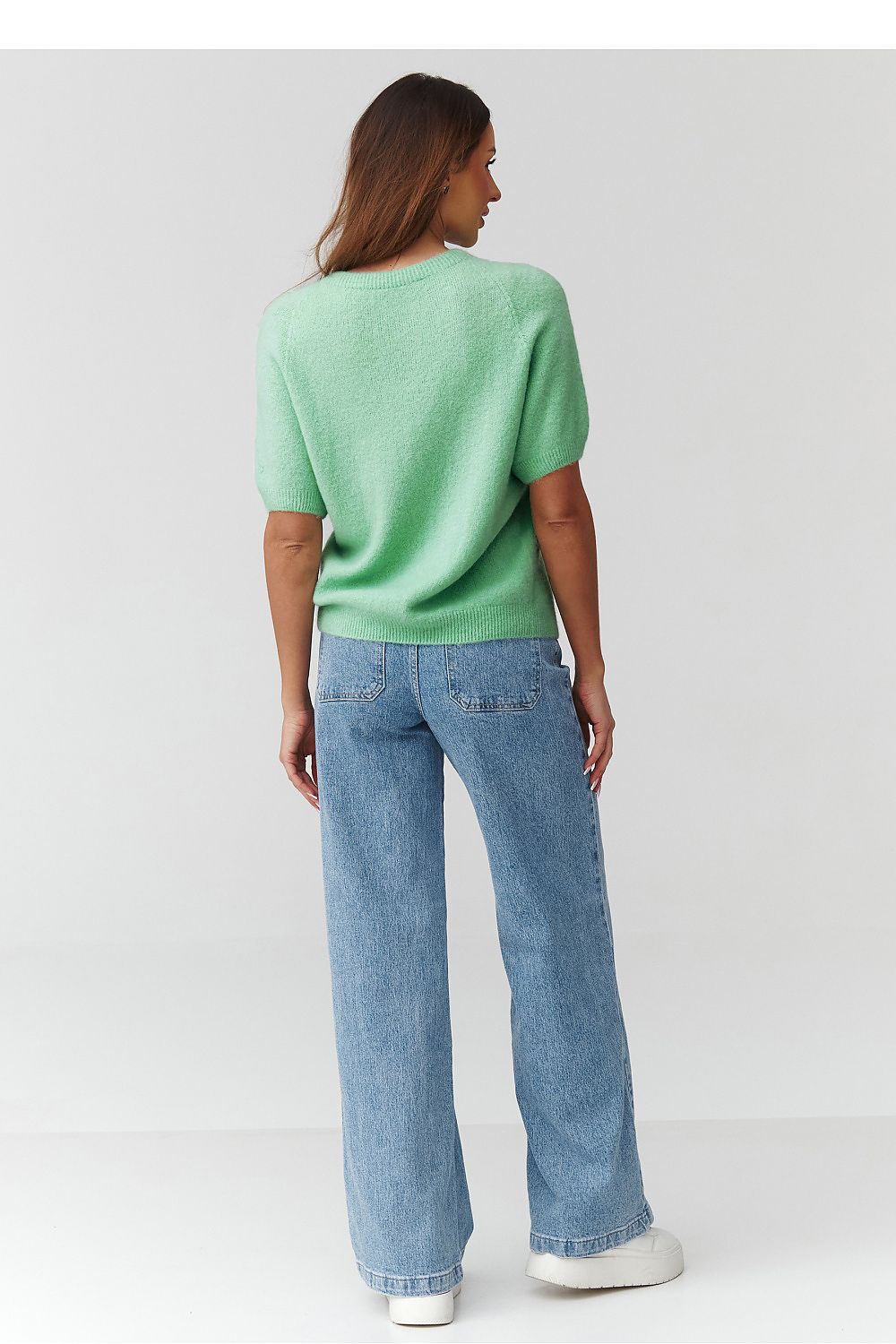 Short sleeve sweater model 224078 Makadamia