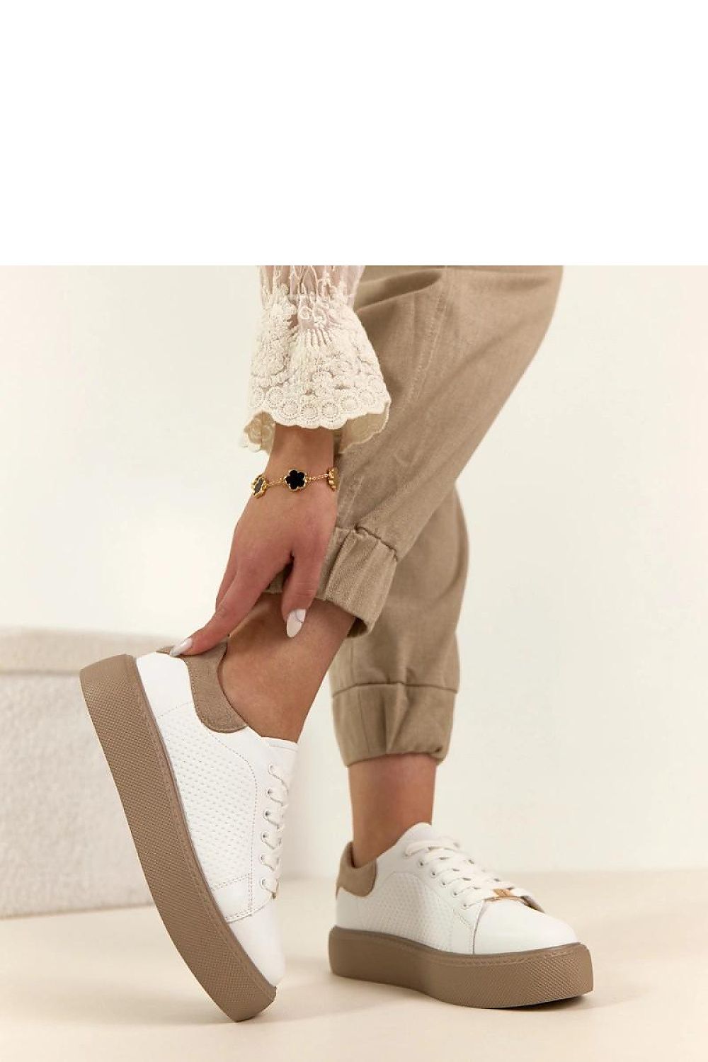 Platform sneakers model 224958 Solea