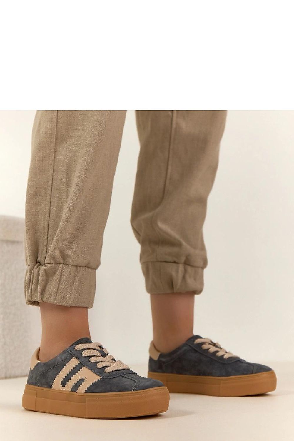 Platform sneakers model 224963 Solea