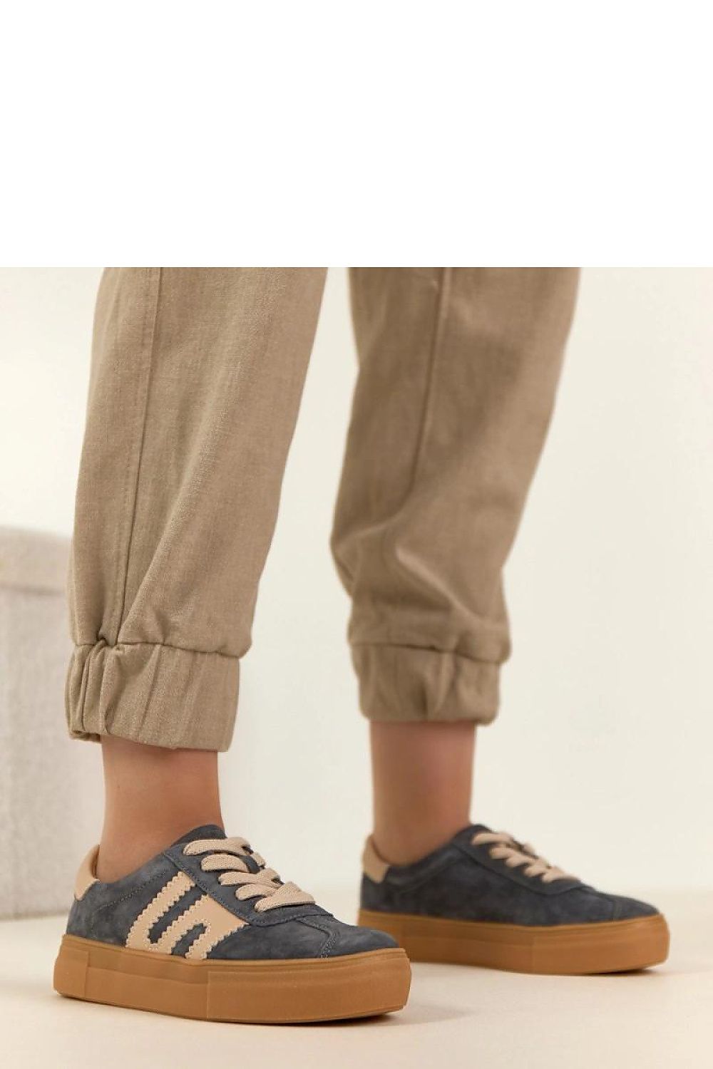 Platform sneakers model 224963 Solea