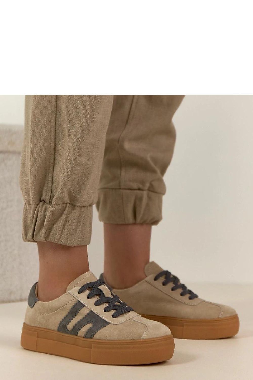 Platform sneakers model 224964 Solea