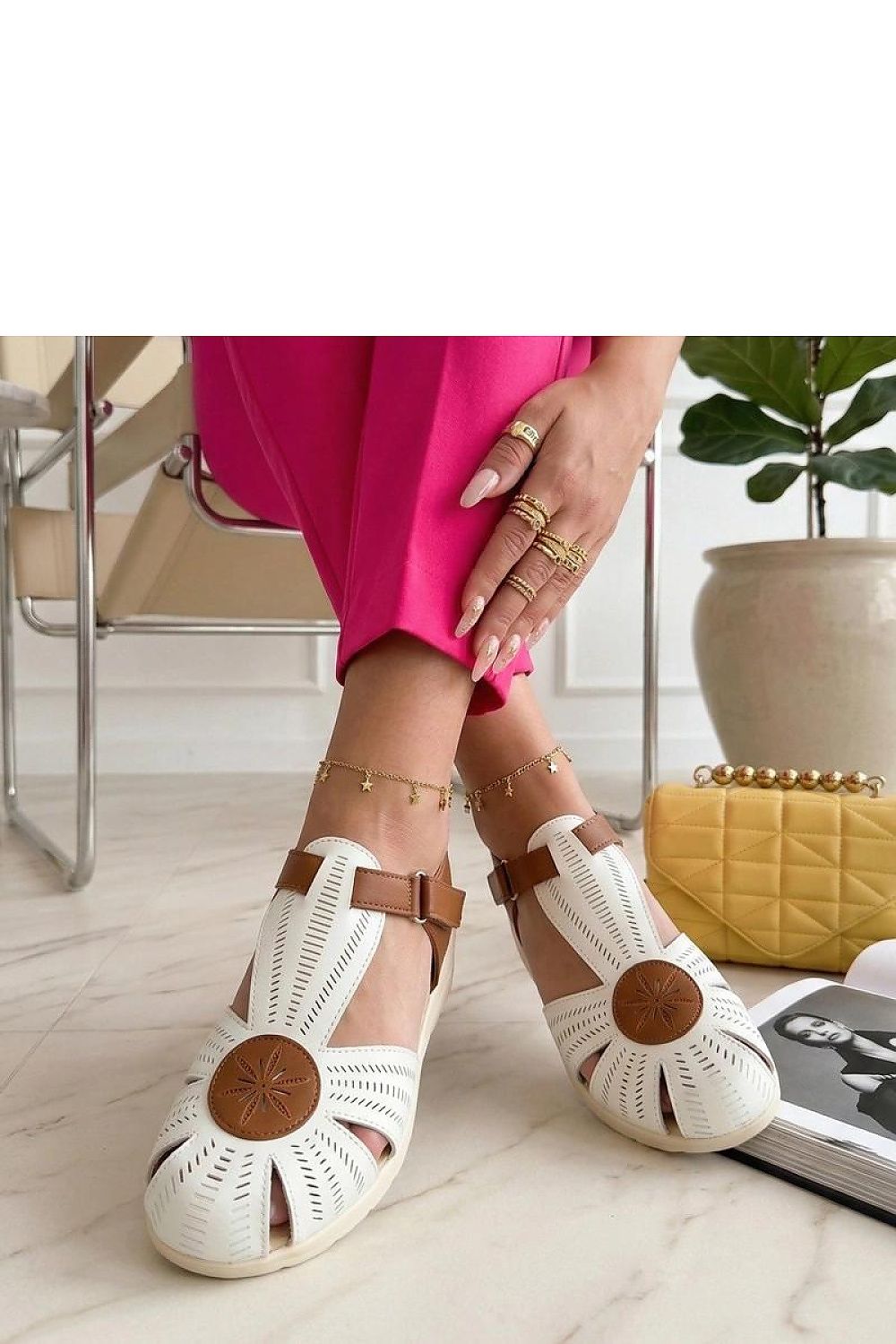  Sandals model 226560 Solea 