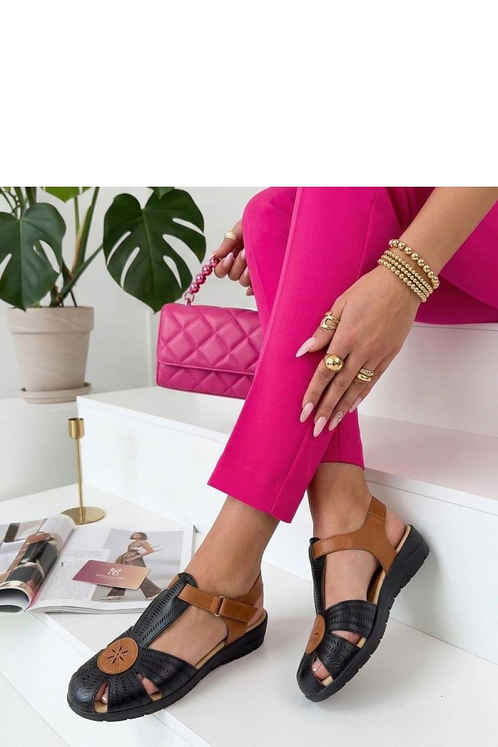  Sandals model 226562 Solea 