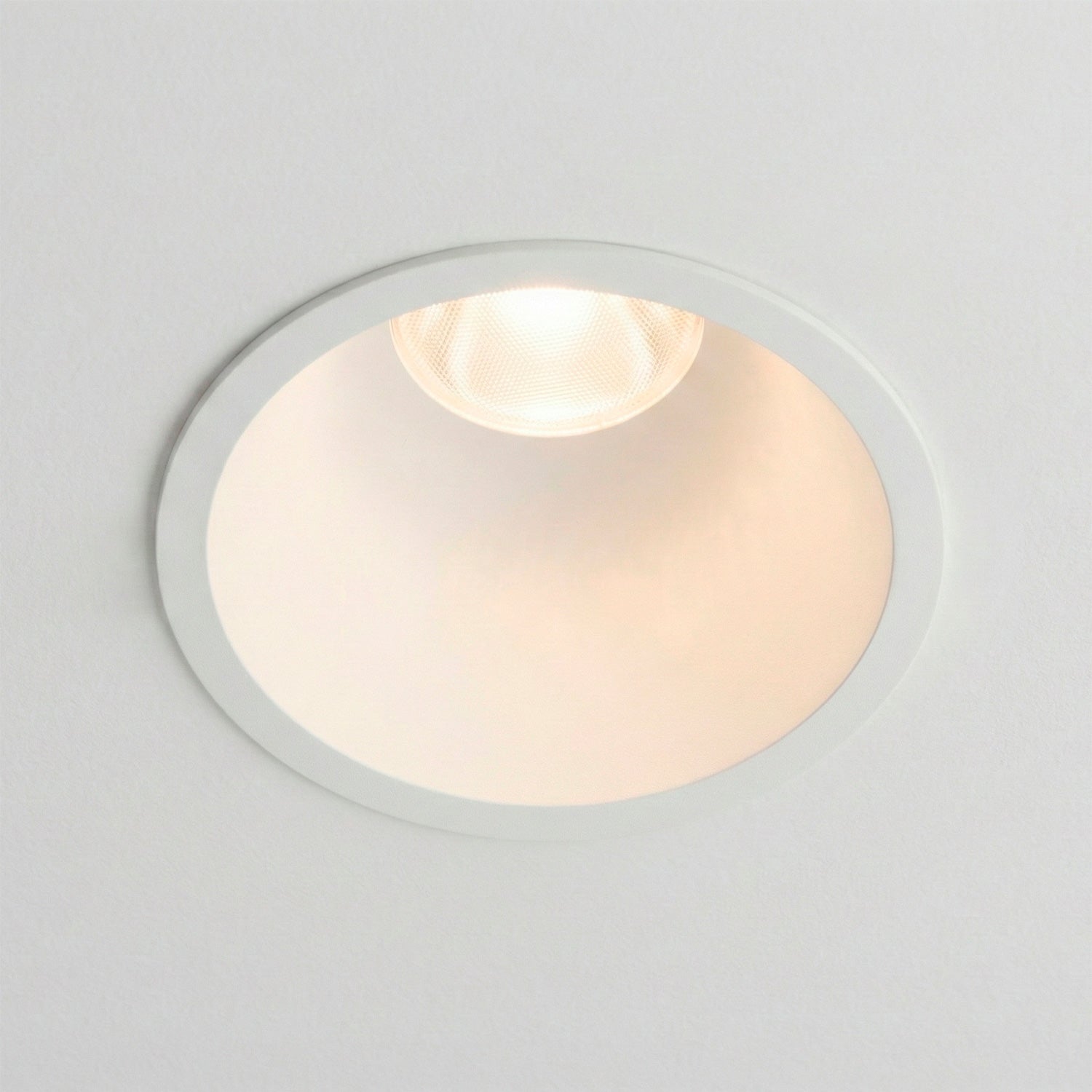 Luminária de encastrar LED 7W 90lm/W CRI>95 4000K Driver Lifud 50.000H Branco Natural