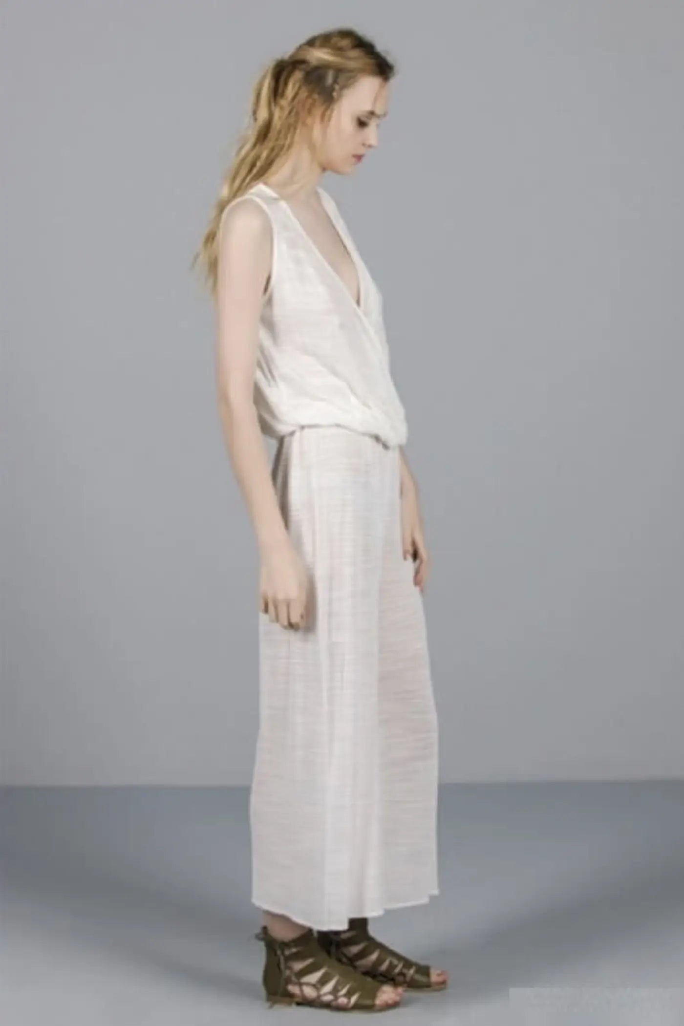 OVERALL MIT WICKELOPTIK BEIGE