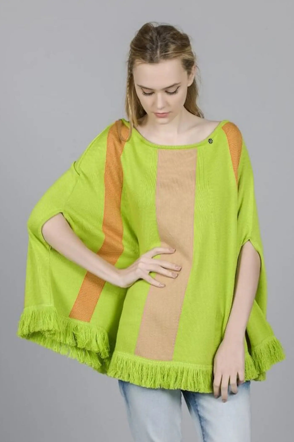 PONCHO RAYAS