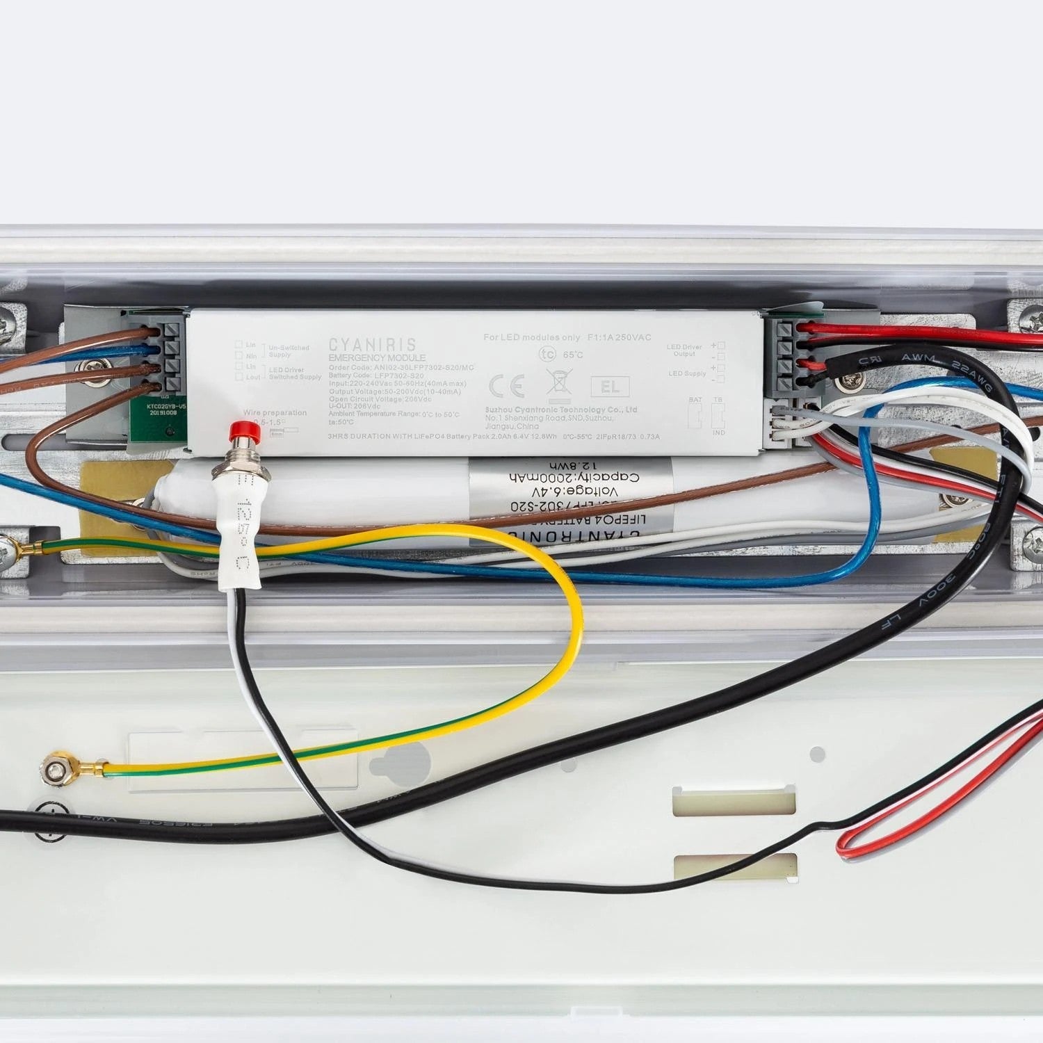 Kit de Emergência LED Impermeável e Interligável 60W 7200lm IP65 CCT (Temperatura de Cor Ajustável) 3000-6500K 110º Tridônico Re